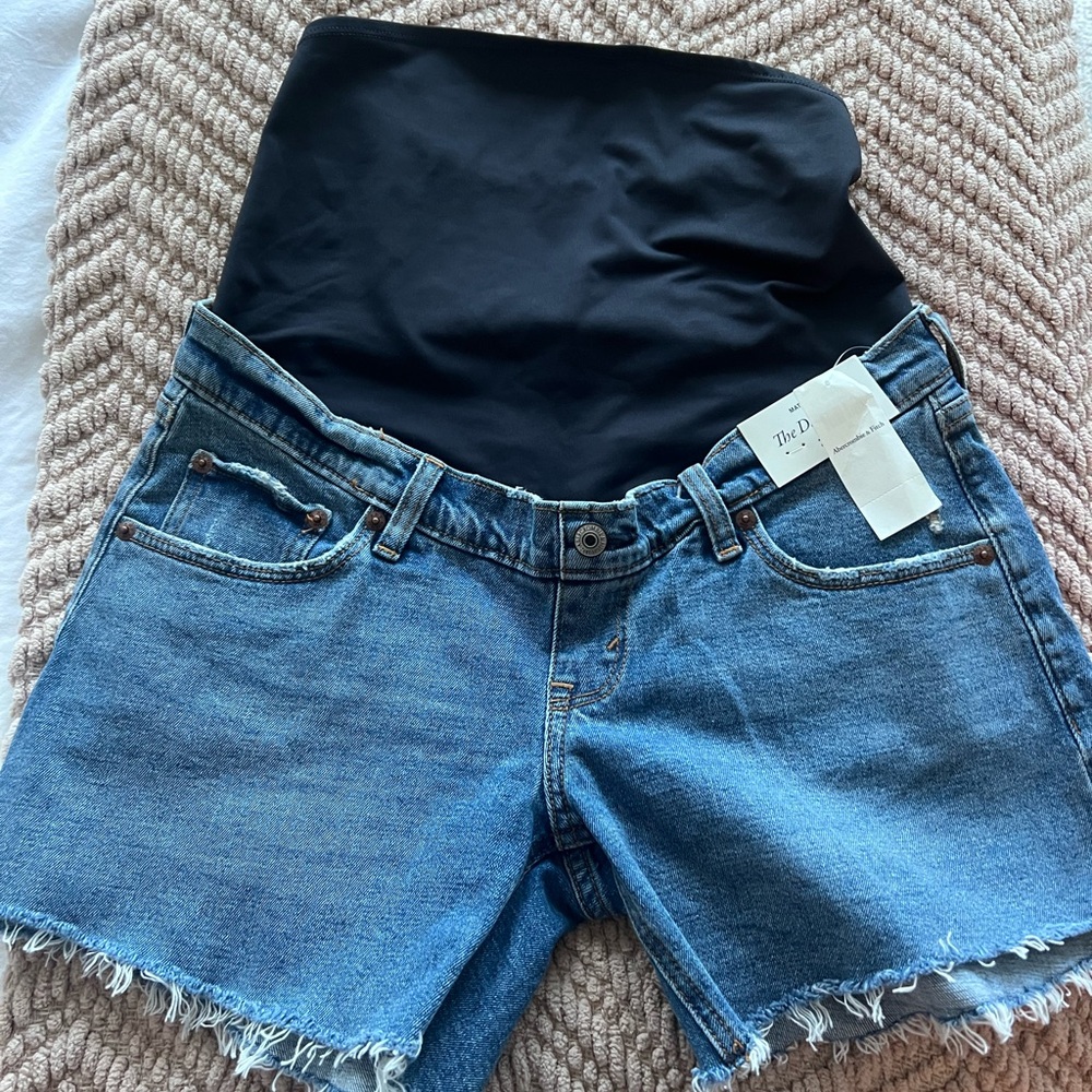 The DL1961 Maternity Denim Shorts - Blue